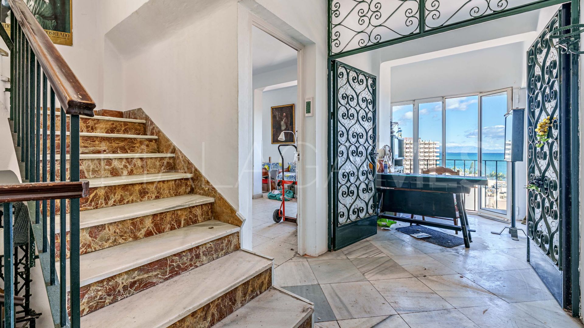 Gebäude for sale in Bajondillo