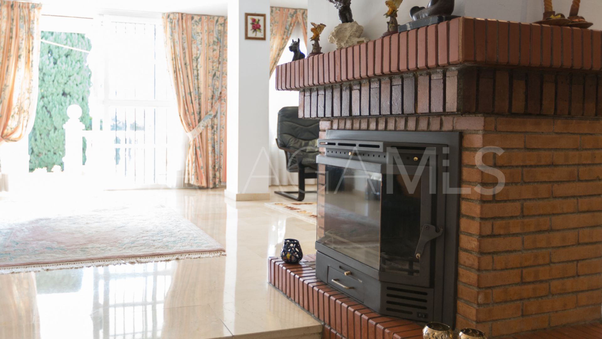 Villa for sale in Valdeolletas