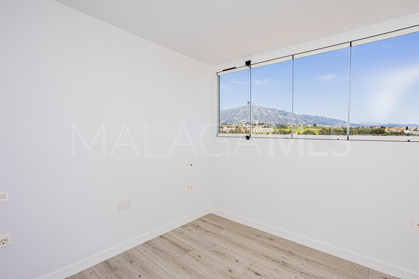 Appartement terrasse for sale in San Pedro de Alcantara