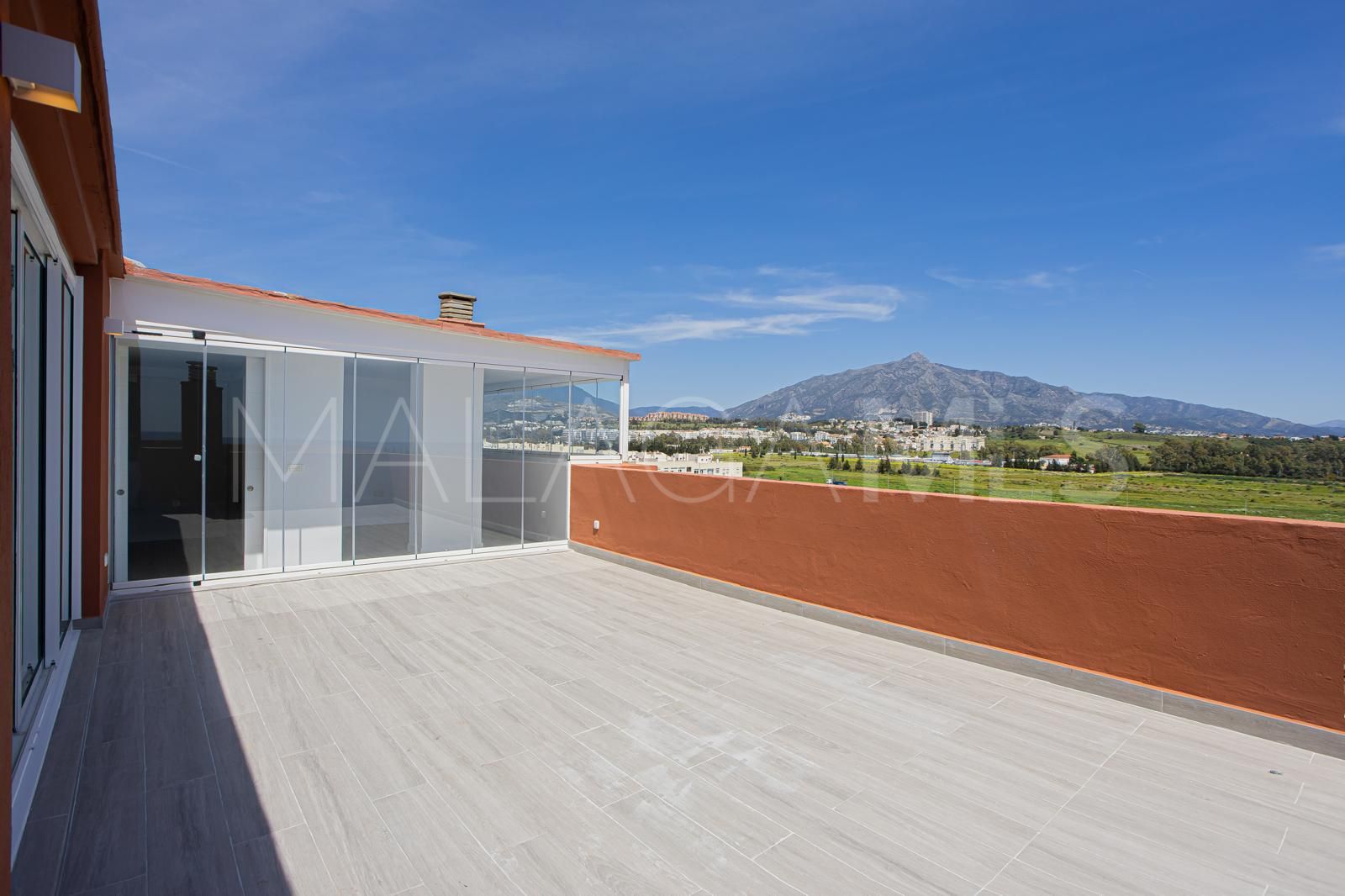Appartement terrasse for sale in San Pedro de Alcantara