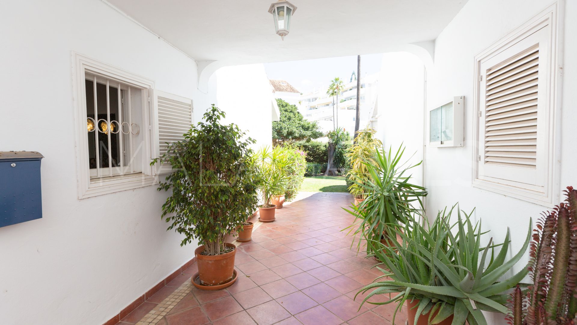 Appartement rez de chaussée for sale in Nueva Andalucia