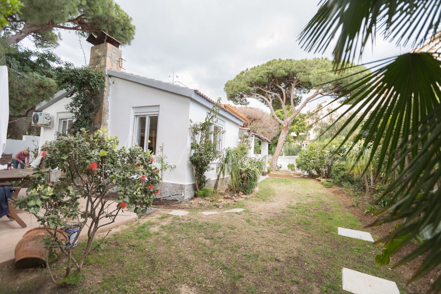Hus i byn for sale in Las Chapas