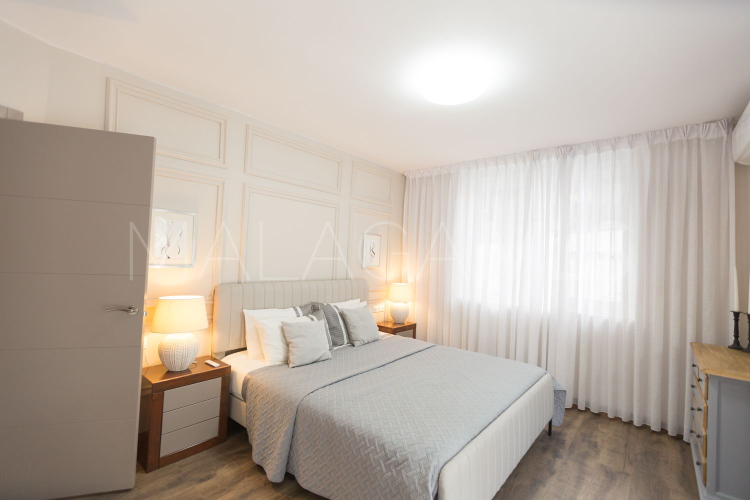 Hus i byn for sale in Las Chapas