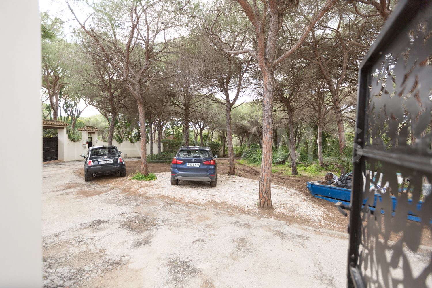 Hus i byn for sale in Las Chapas
