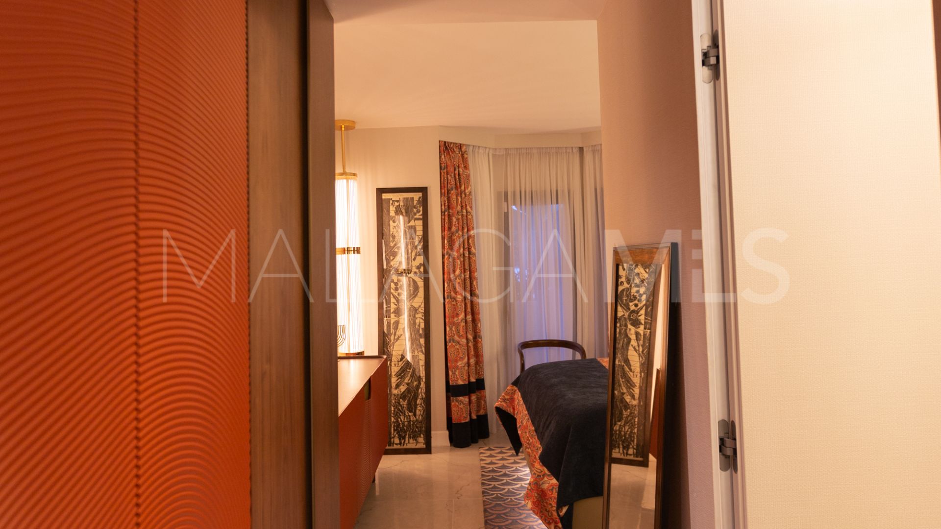 Appartement rez de chaussée for sale in Los Naranjos de Marbella
