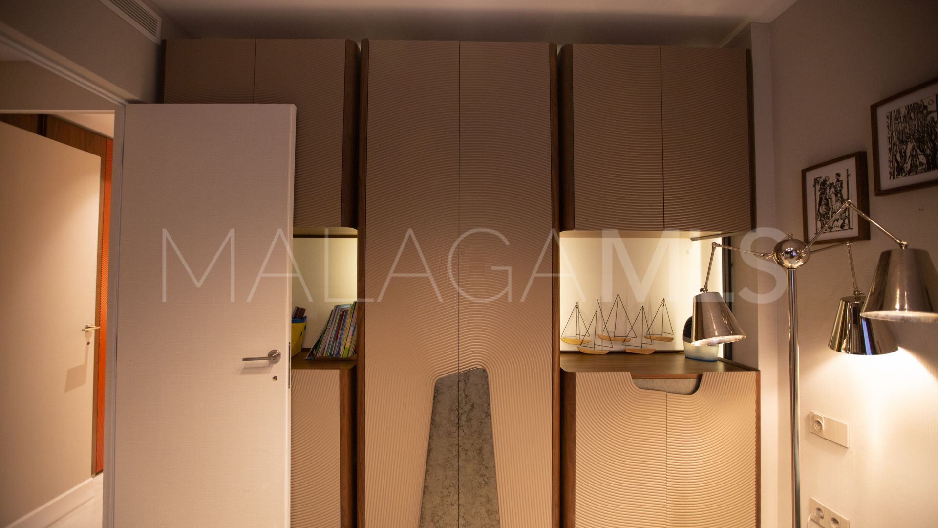 Appartement rez de chaussée for sale in Los Naranjos de Marbella