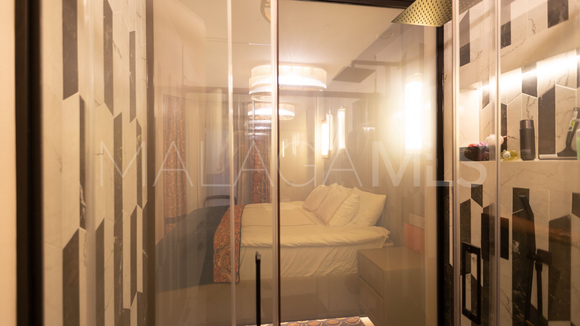 Appartement rez de chaussée for sale in Los Naranjos de Marbella