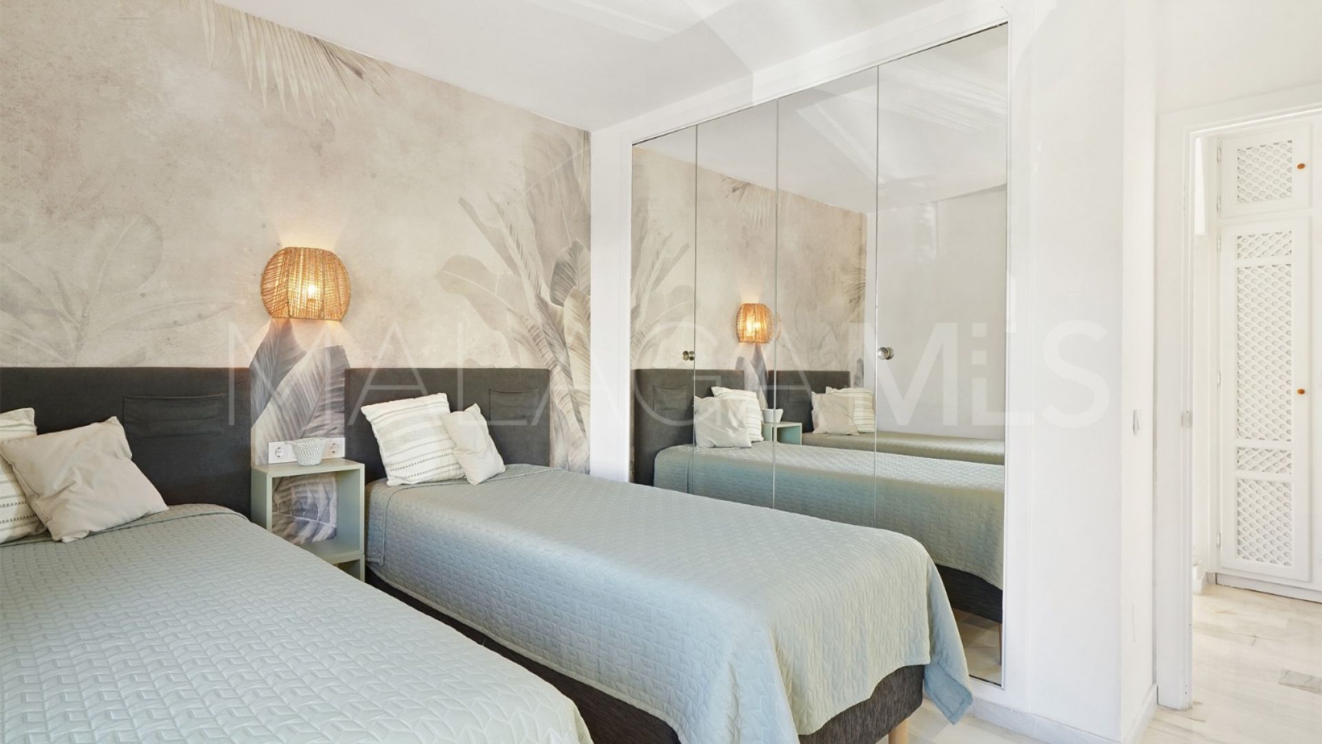 Duplex penthouse for sale in Eden Hill