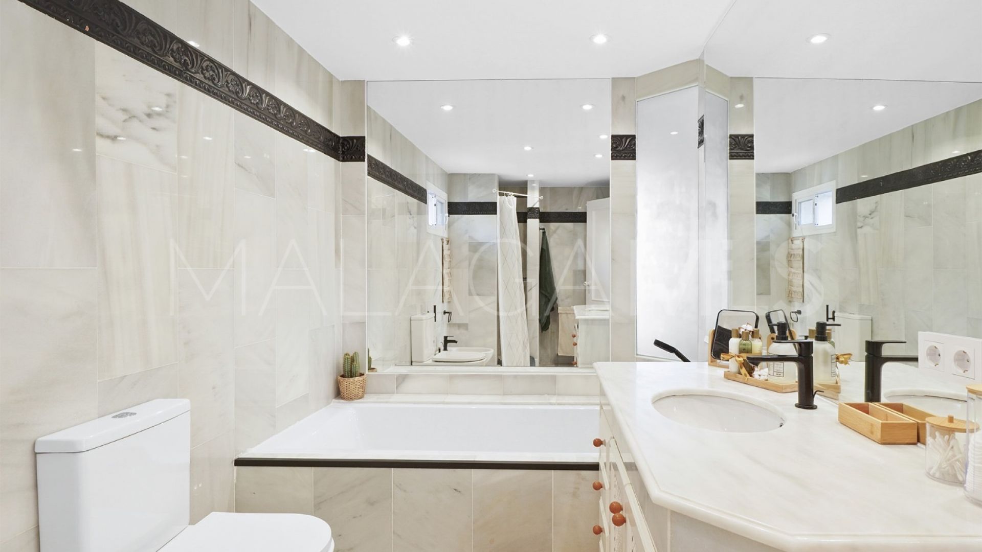 Duplex penthouse for sale in Eden Hill