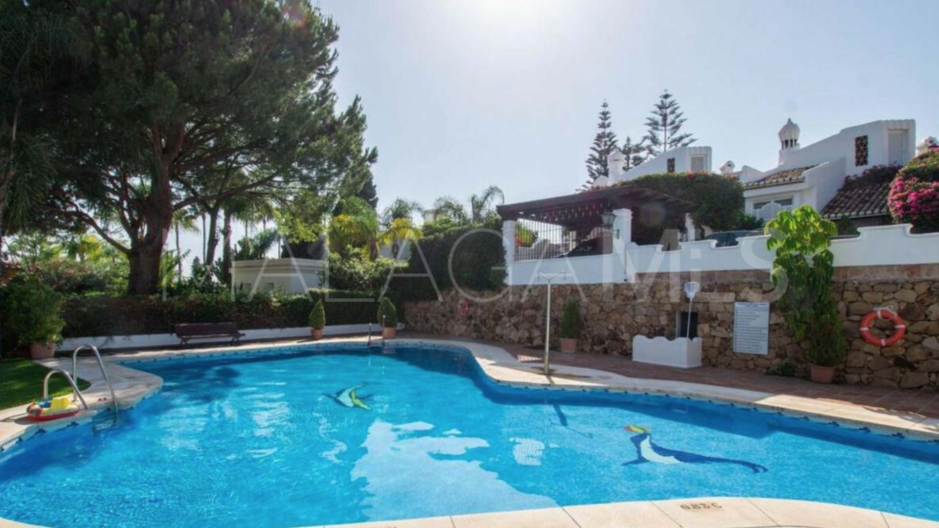 For sale Marbella East town house with 3 bedrooms