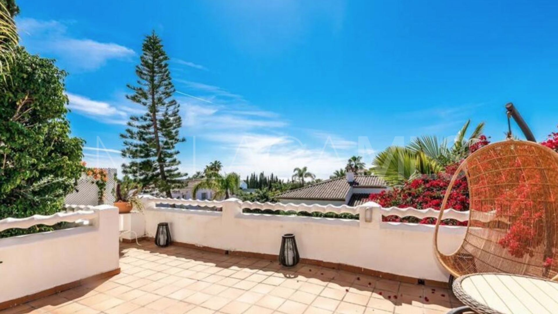 For sale Marbella East town house with 3 bedrooms