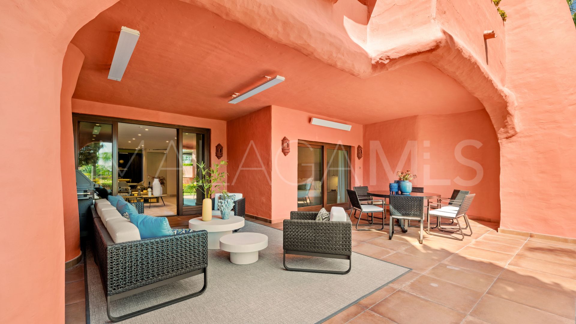 Appartement rez de chaussée for sale in Estepona