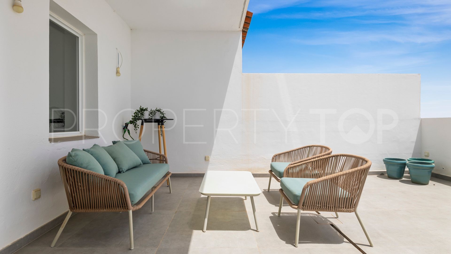 Atico duplex en venta en Estepona con 3 dormitorios