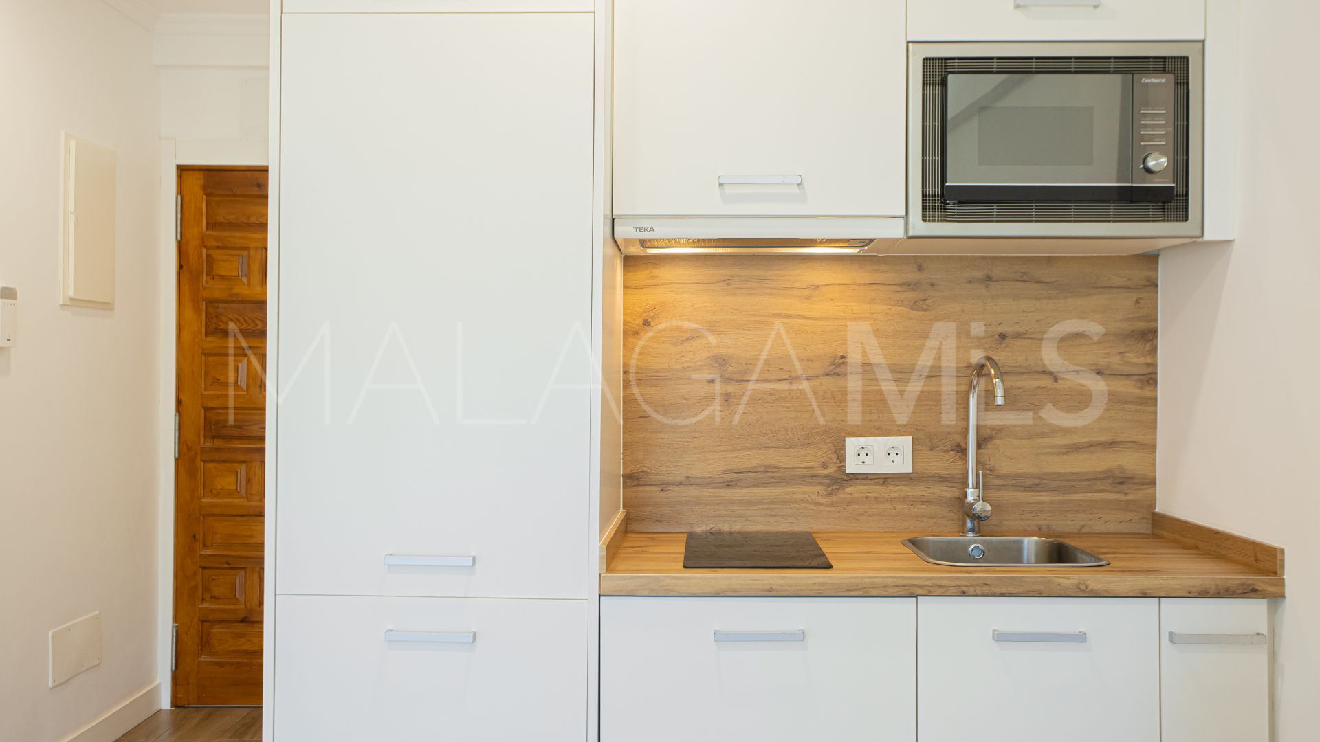 Nueva Andalucia, estudio a la venta with 1 bedroom