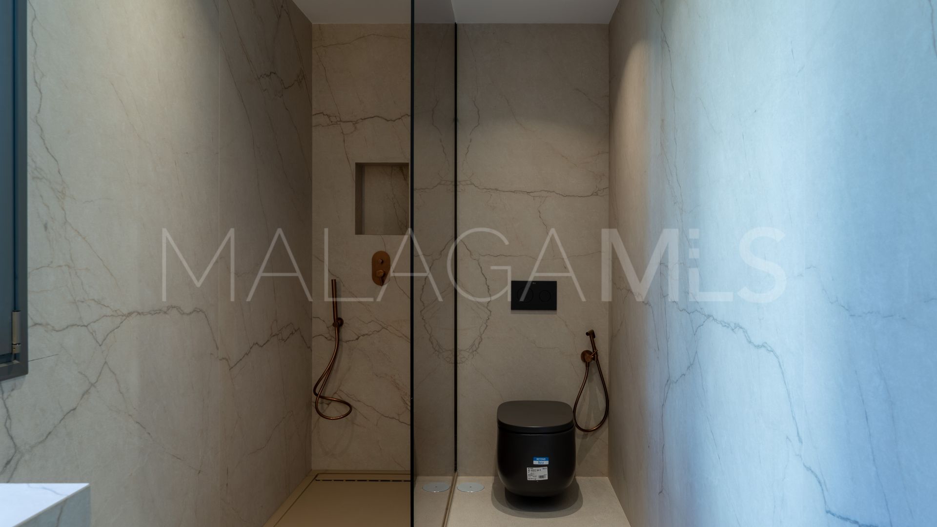 Villa for sale in Valle Romano