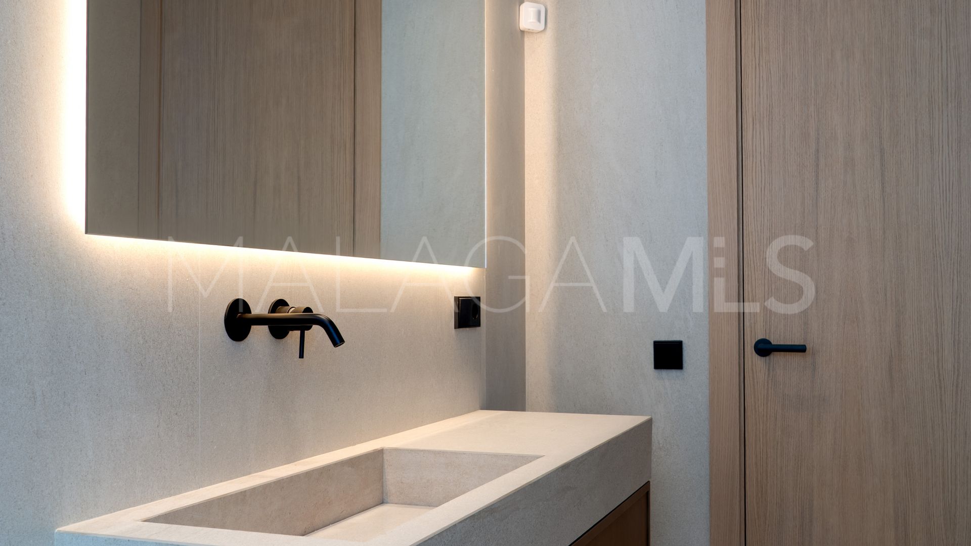 Villa for sale in Valle Romano