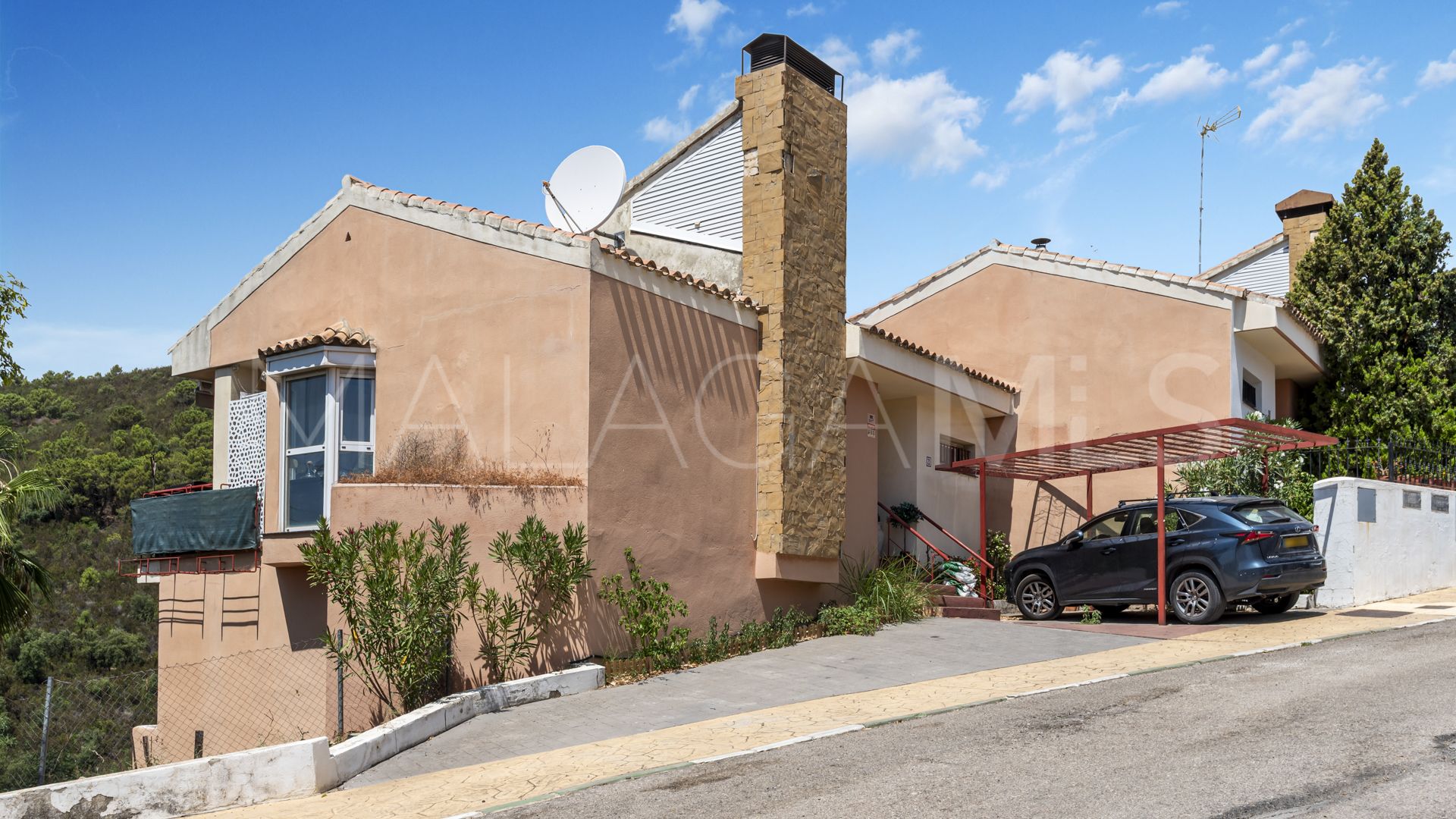 Radhus for sale in Estepona