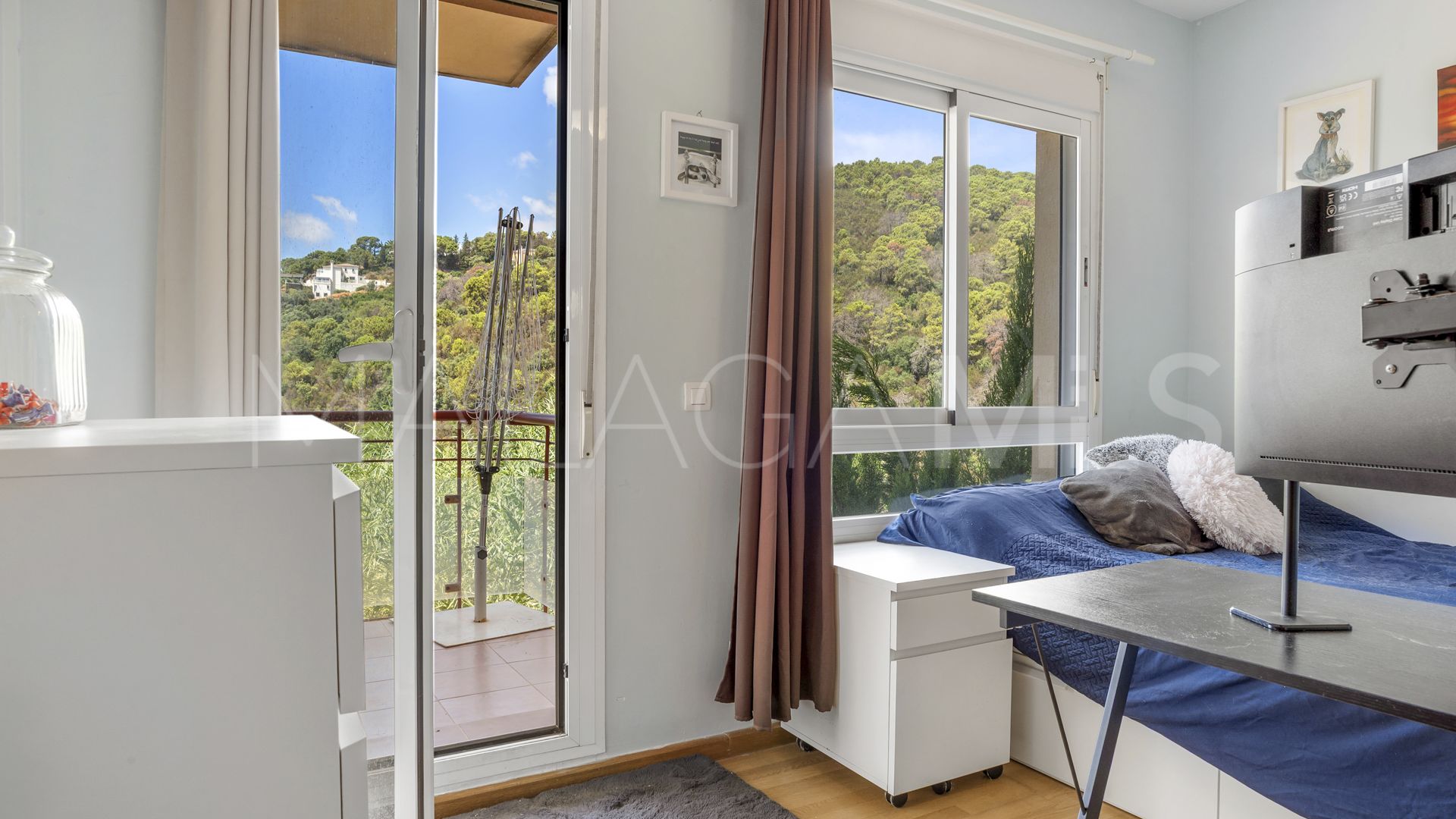 Radhus for sale in Estepona