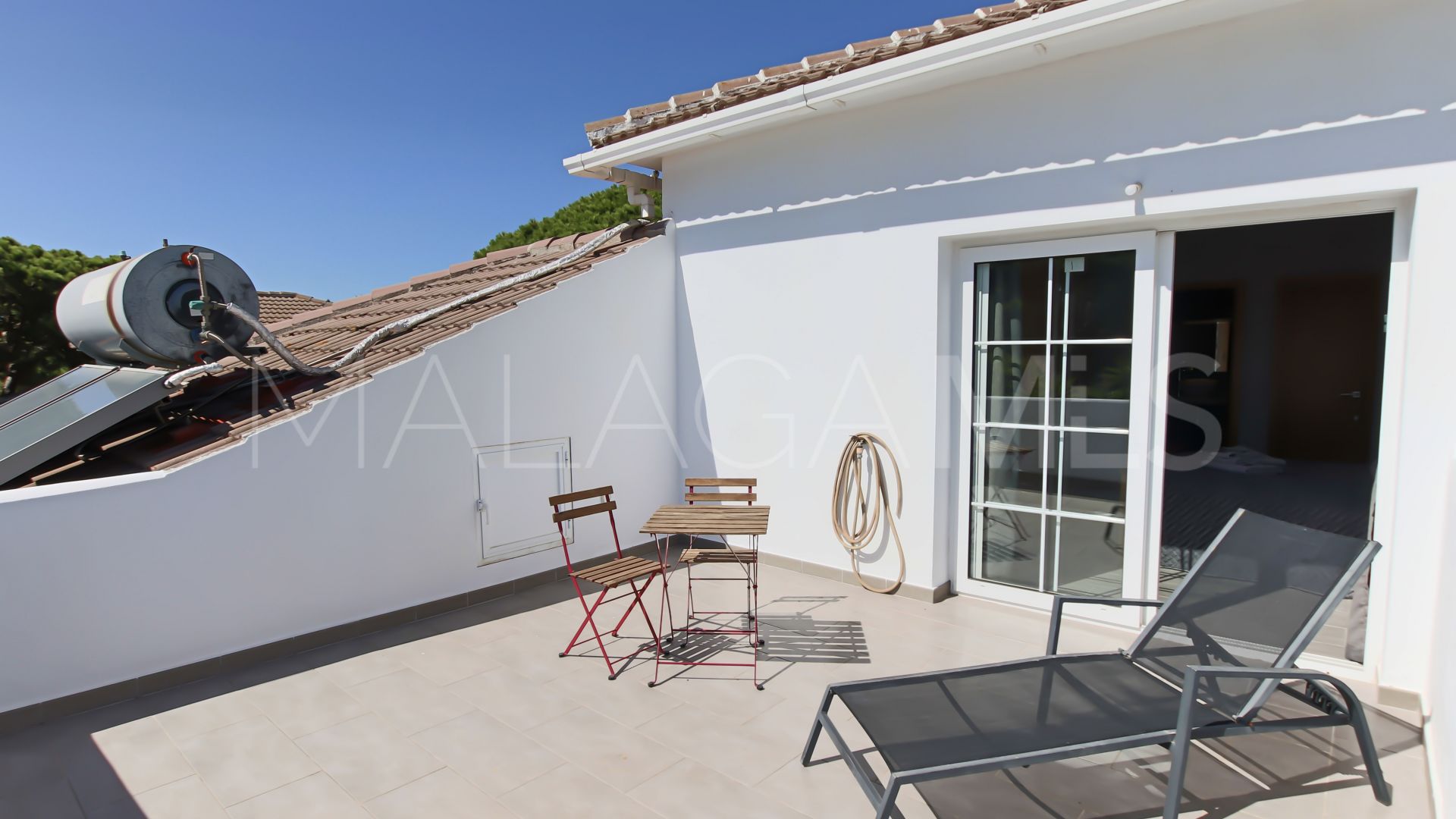 Buy villa in Sitio de Calahonda de 4 bedrooms