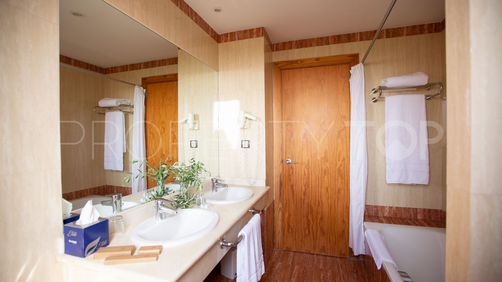 Buy Los Flamingos 1 bedroom apartment