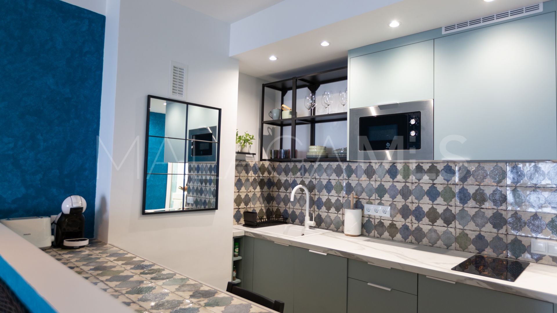 Studio for sale in Marina Bay