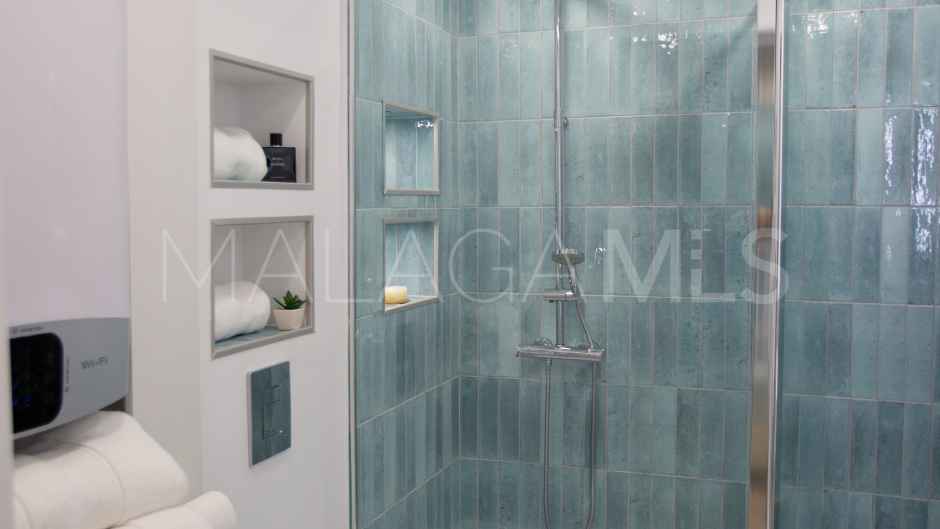 Studio for sale in Marina Bay