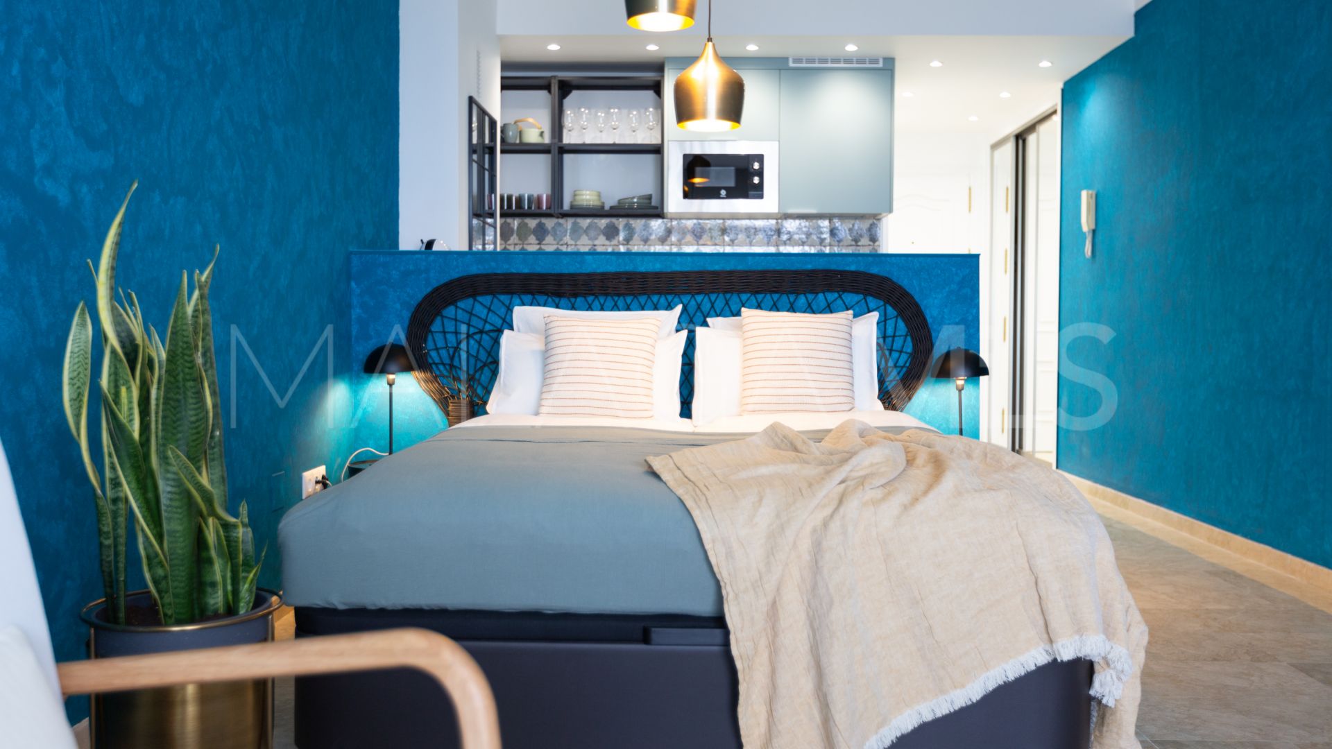 Studio for sale in Marina Bay