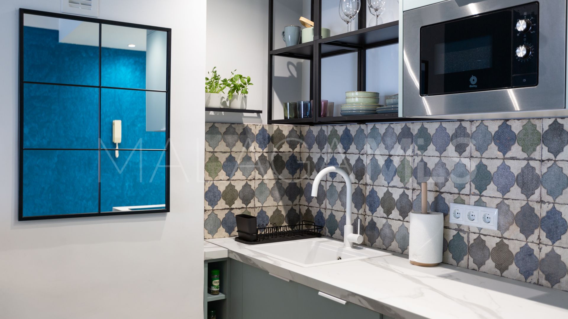 Studio for sale in Marina Bay