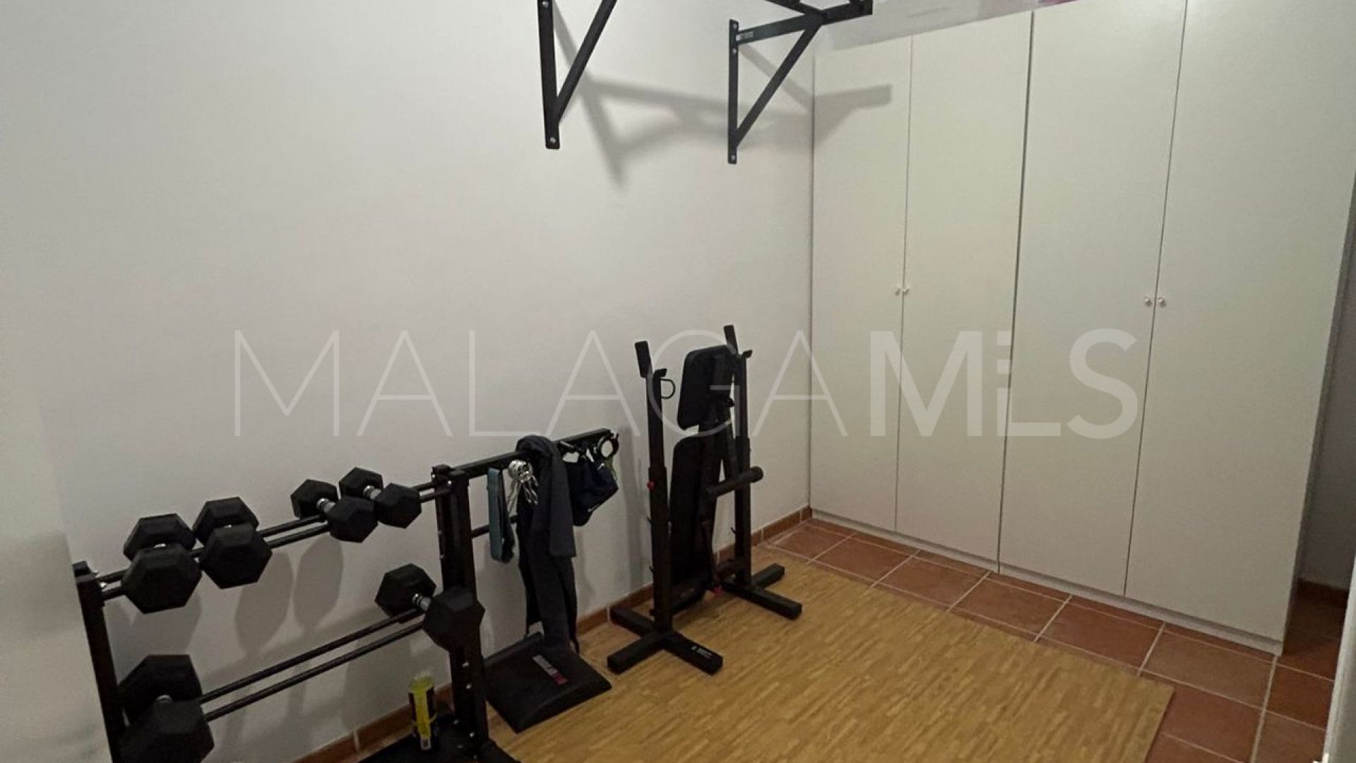 Radhus for sale in Agra Residencial