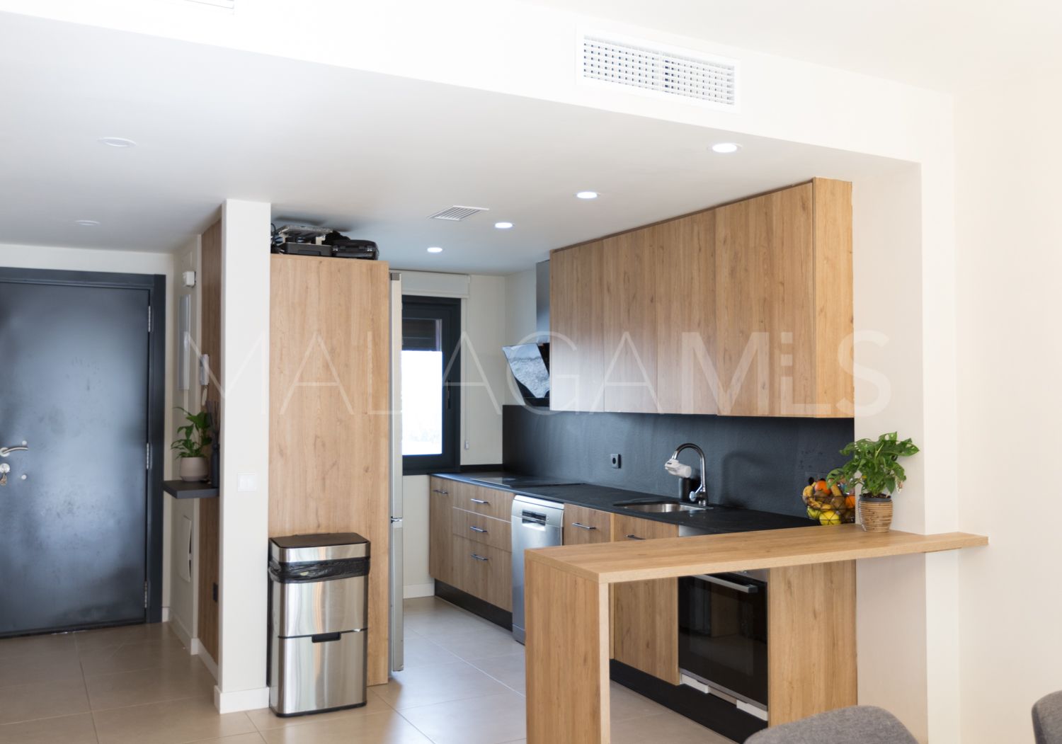 Adosado with 3 bedrooms for sale in Agra Residencial