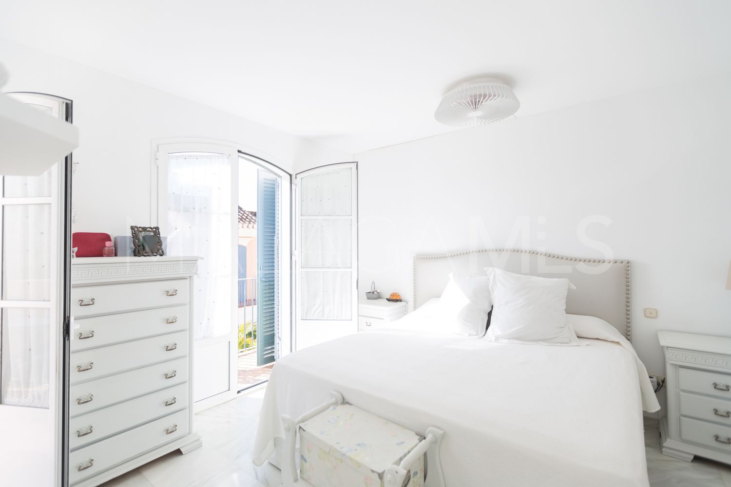 Adosado with 2 bedrooms a la venta in La Carolina