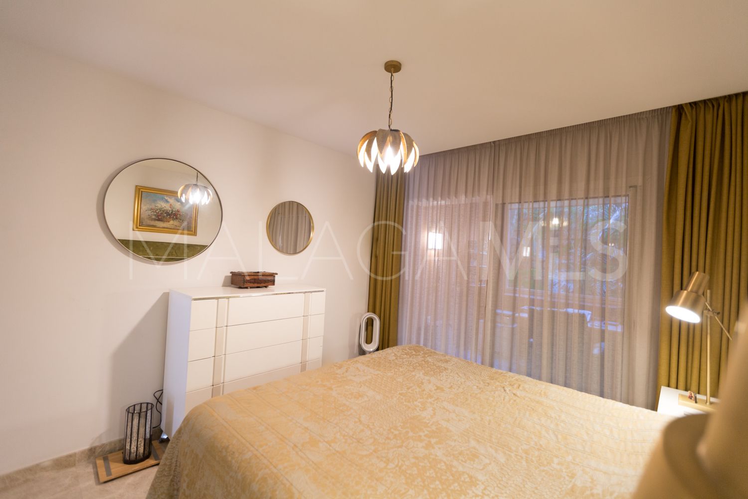 Appartement rez de chaussée for sale in Alminar de Marbella