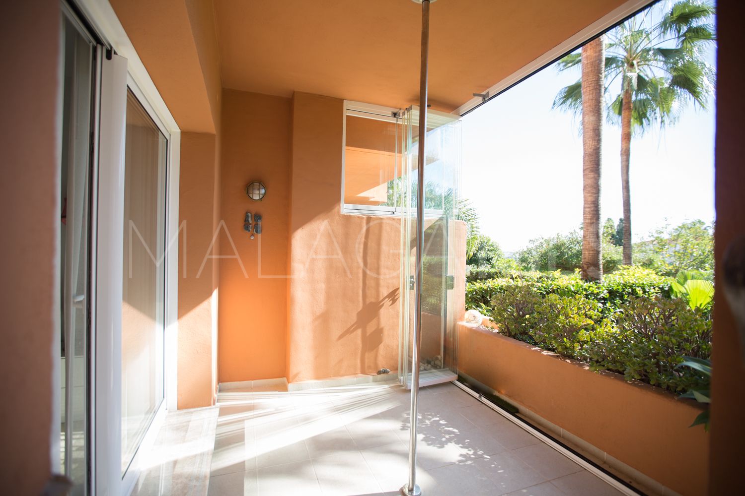 Appartement rez de chaussée for sale in Alminar de Marbella