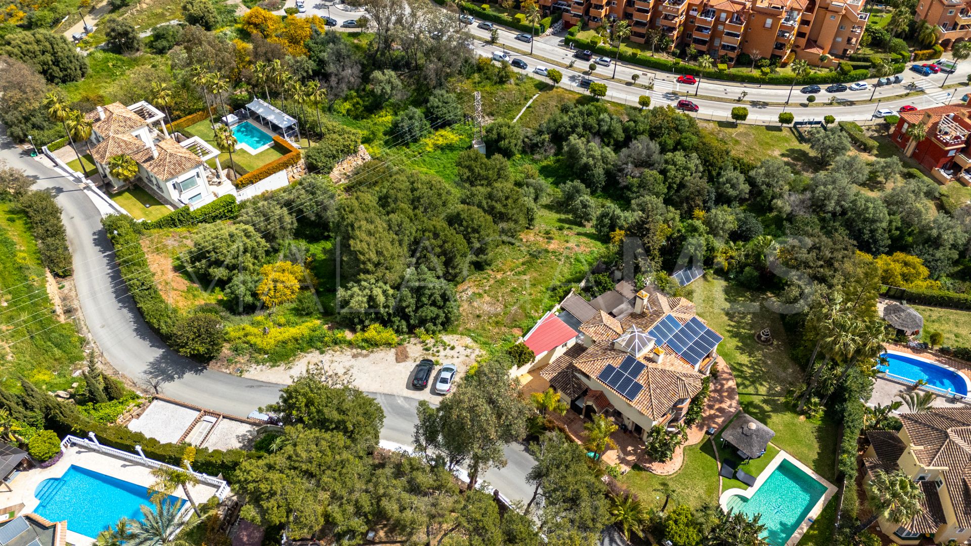 Plot in Hacienda las Chapas for sale