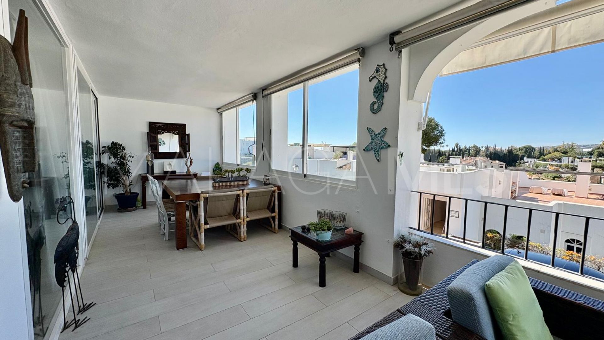 2 bedrooms apartment for sale in Benahavis