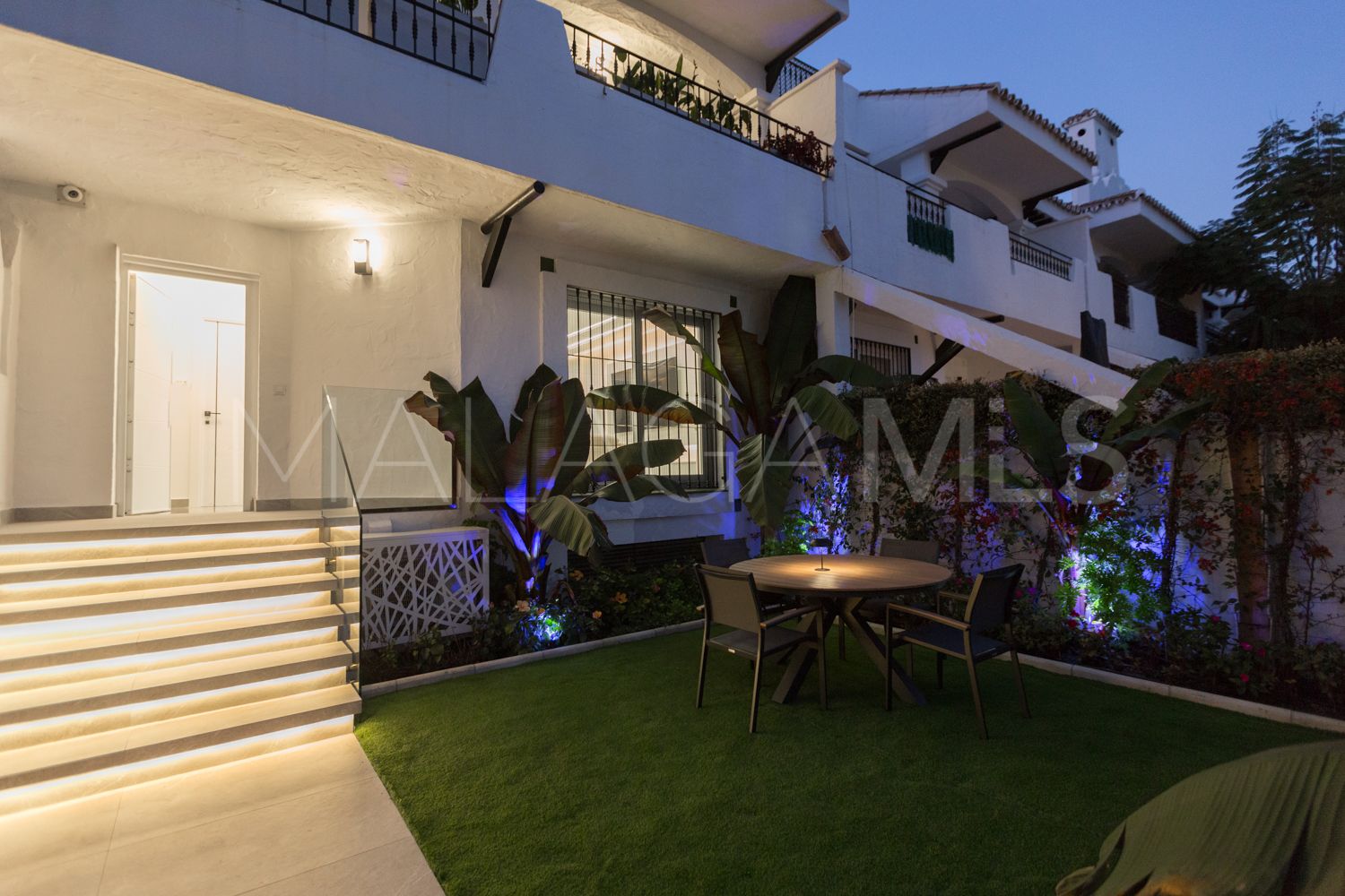 Maison de ville for sale in Los Naranjos