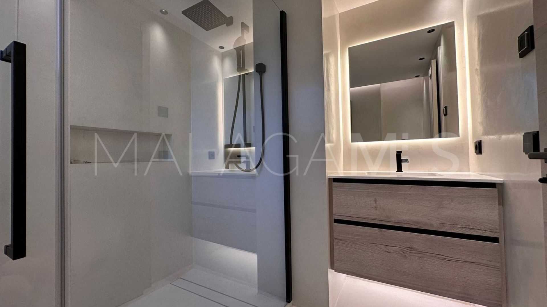 5 bedrooms Villacana villa for sale