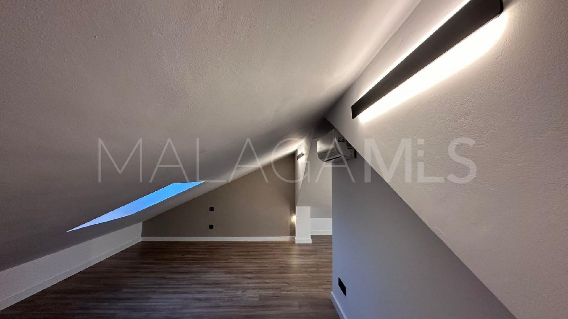 5 bedrooms Villacana villa for sale