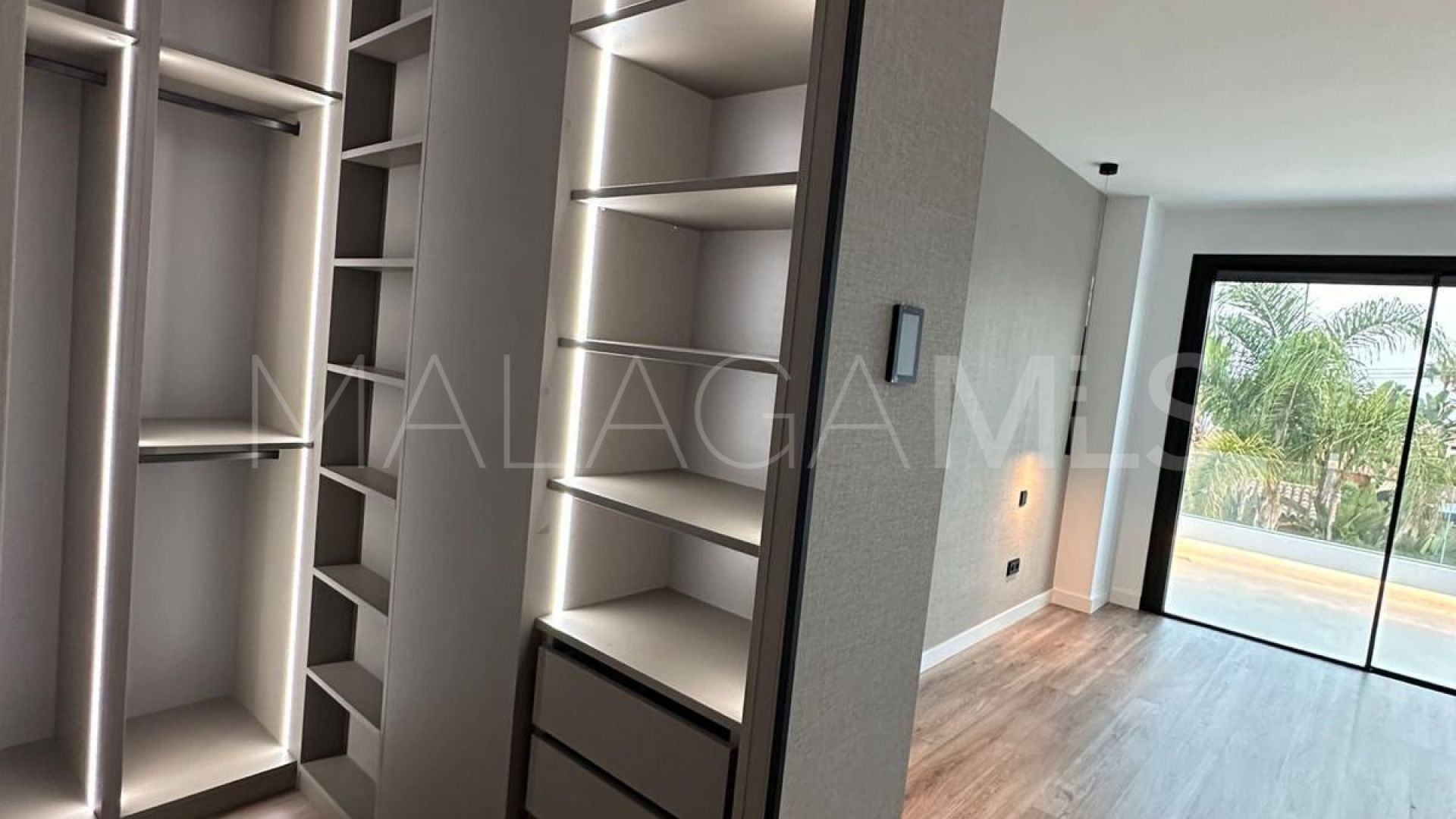 5 bedrooms Villacana villa for sale