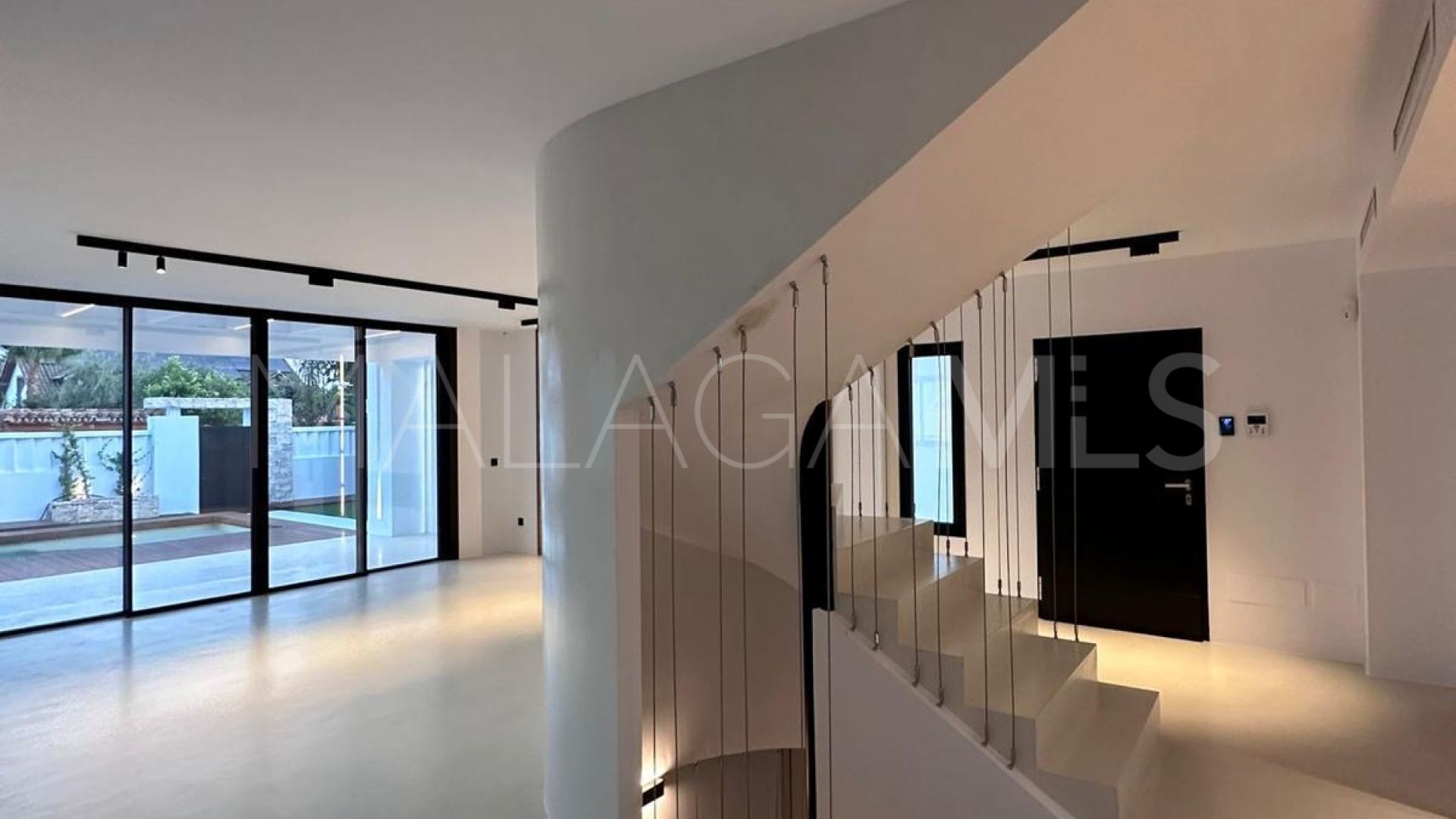 5 bedrooms Villacana villa for sale