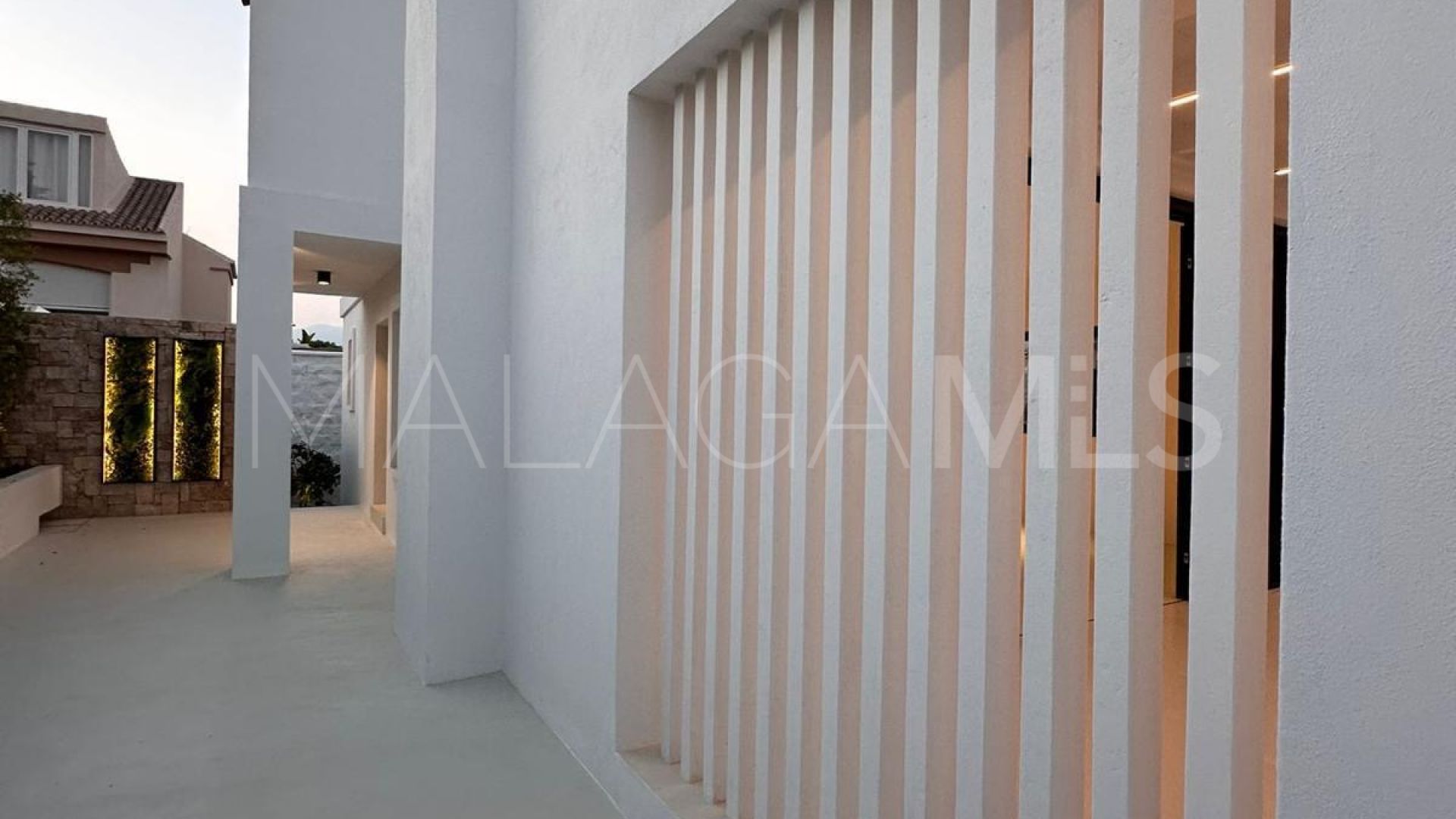 5 bedrooms Villacana villa for sale