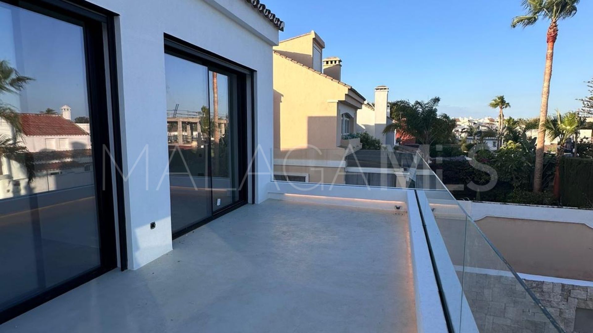 5 bedrooms Villacana villa for sale