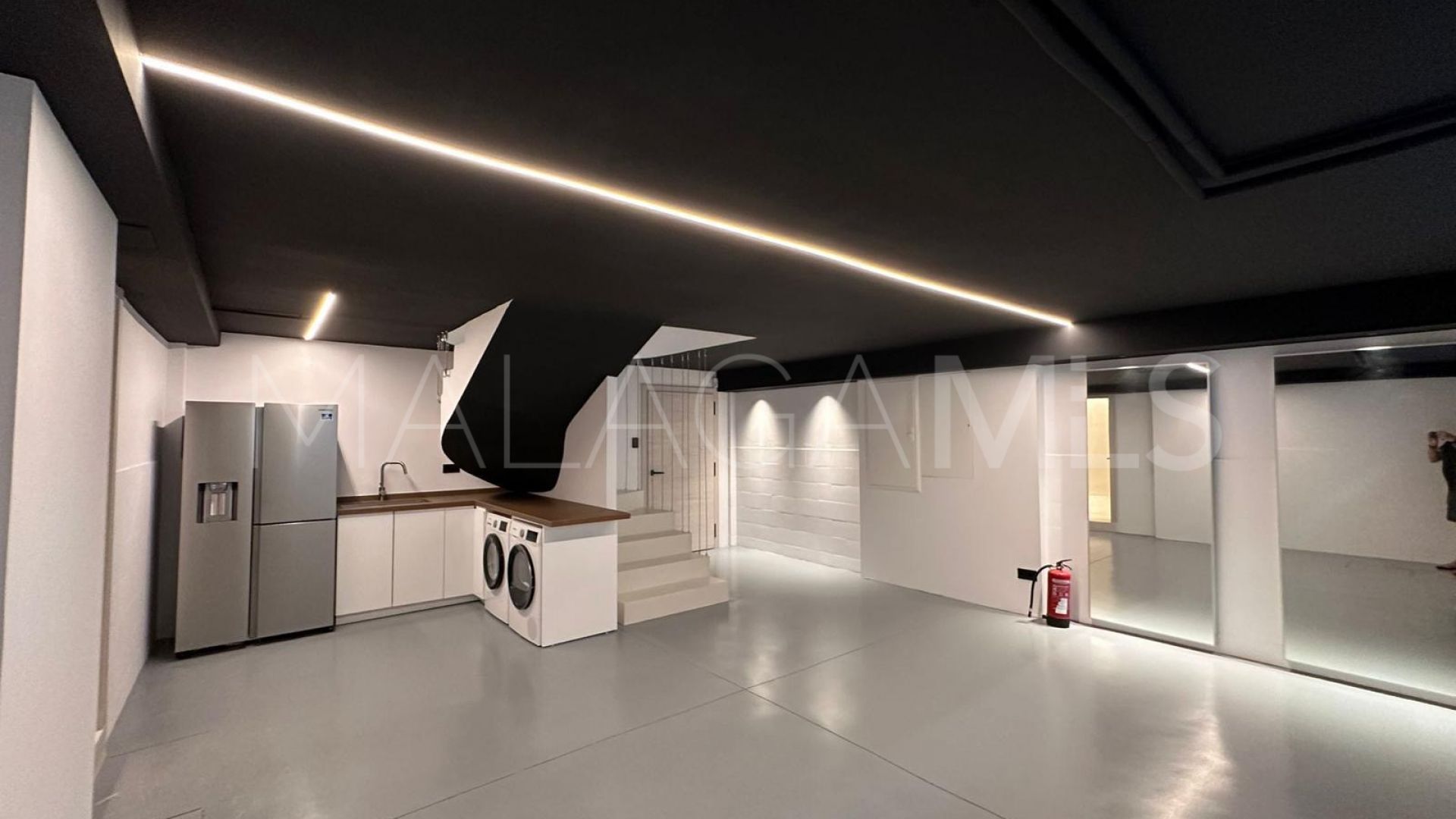 5 bedrooms Villacana villa for sale