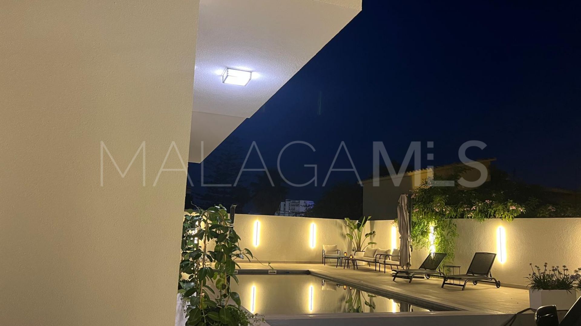 Villa for sale in Benalmadena Costa