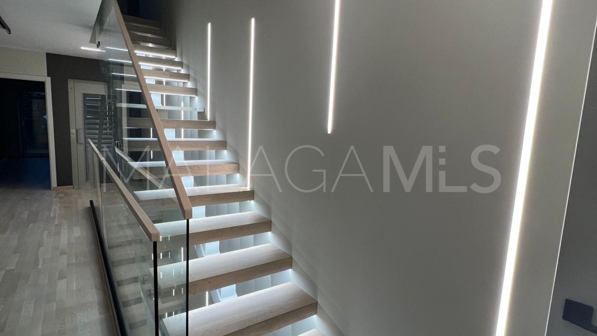 Villa for sale in Benalmadena Costa