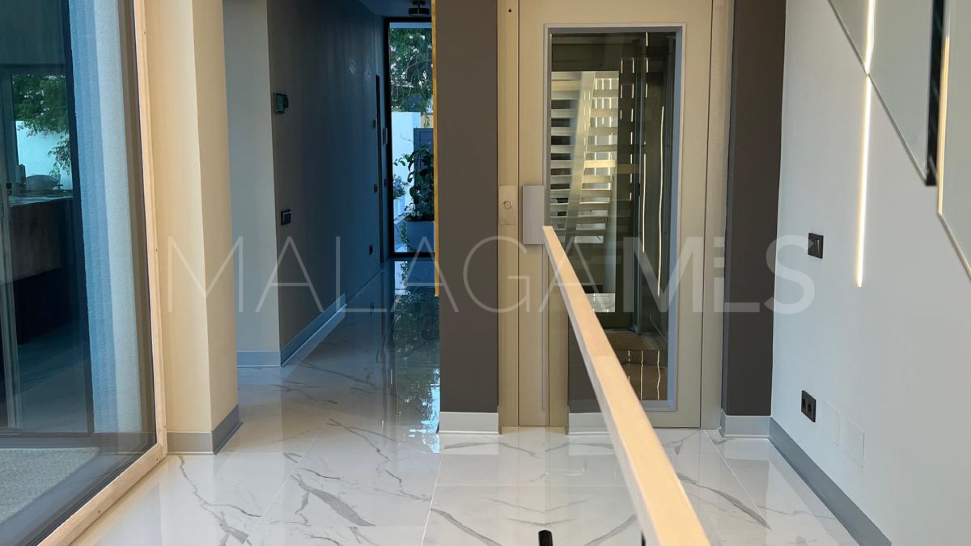 Villa for sale in Benalmadena Costa