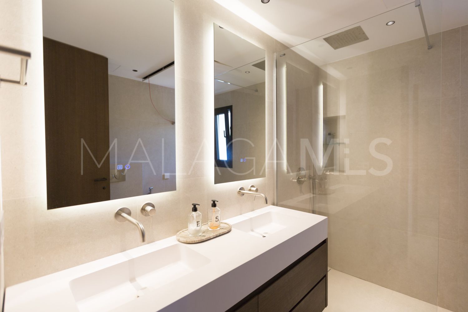 Zweistöckiges penthouse for sale in Jardines de las Fuentes