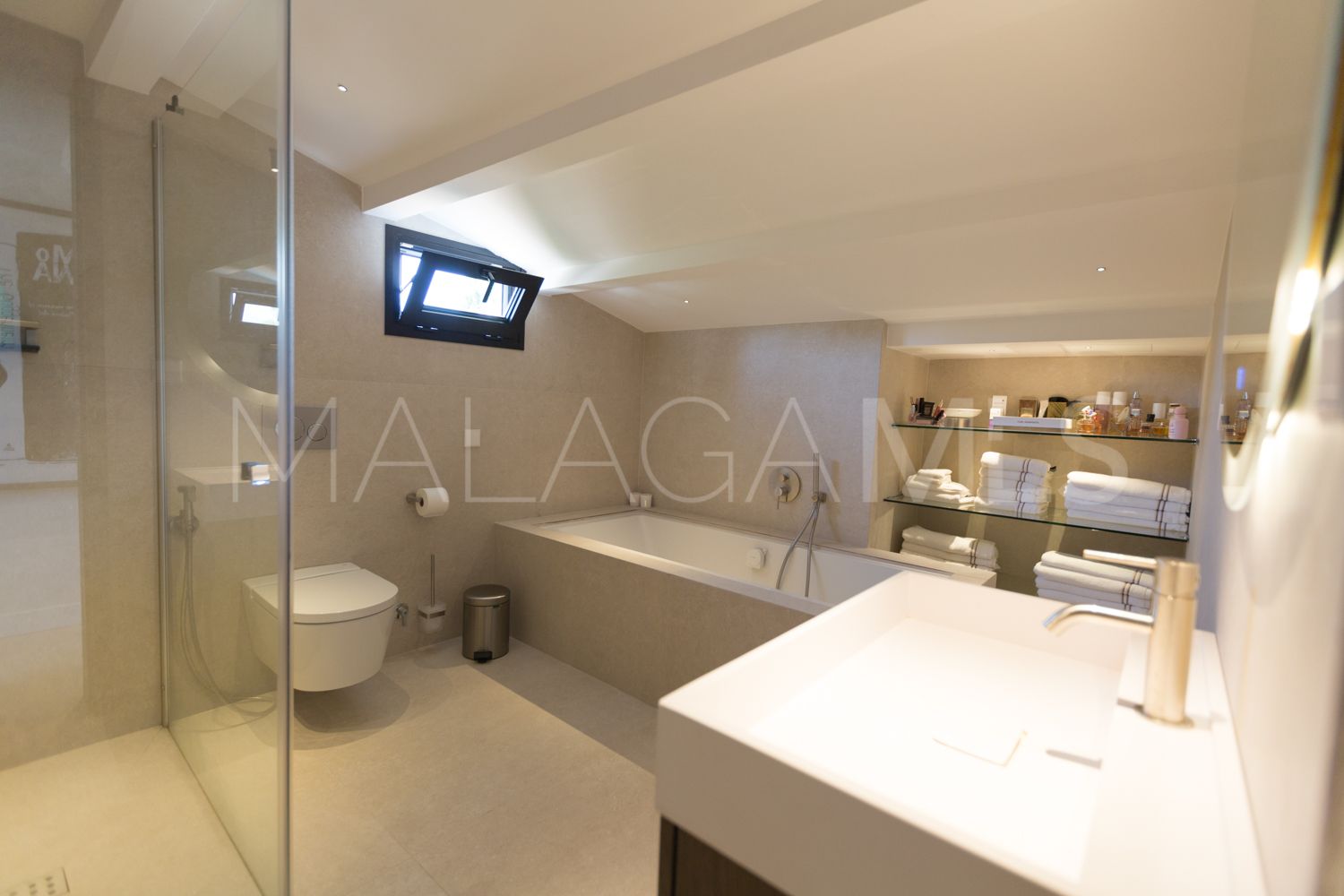 Zweistöckiges penthouse for sale in Jardines de las Fuentes
