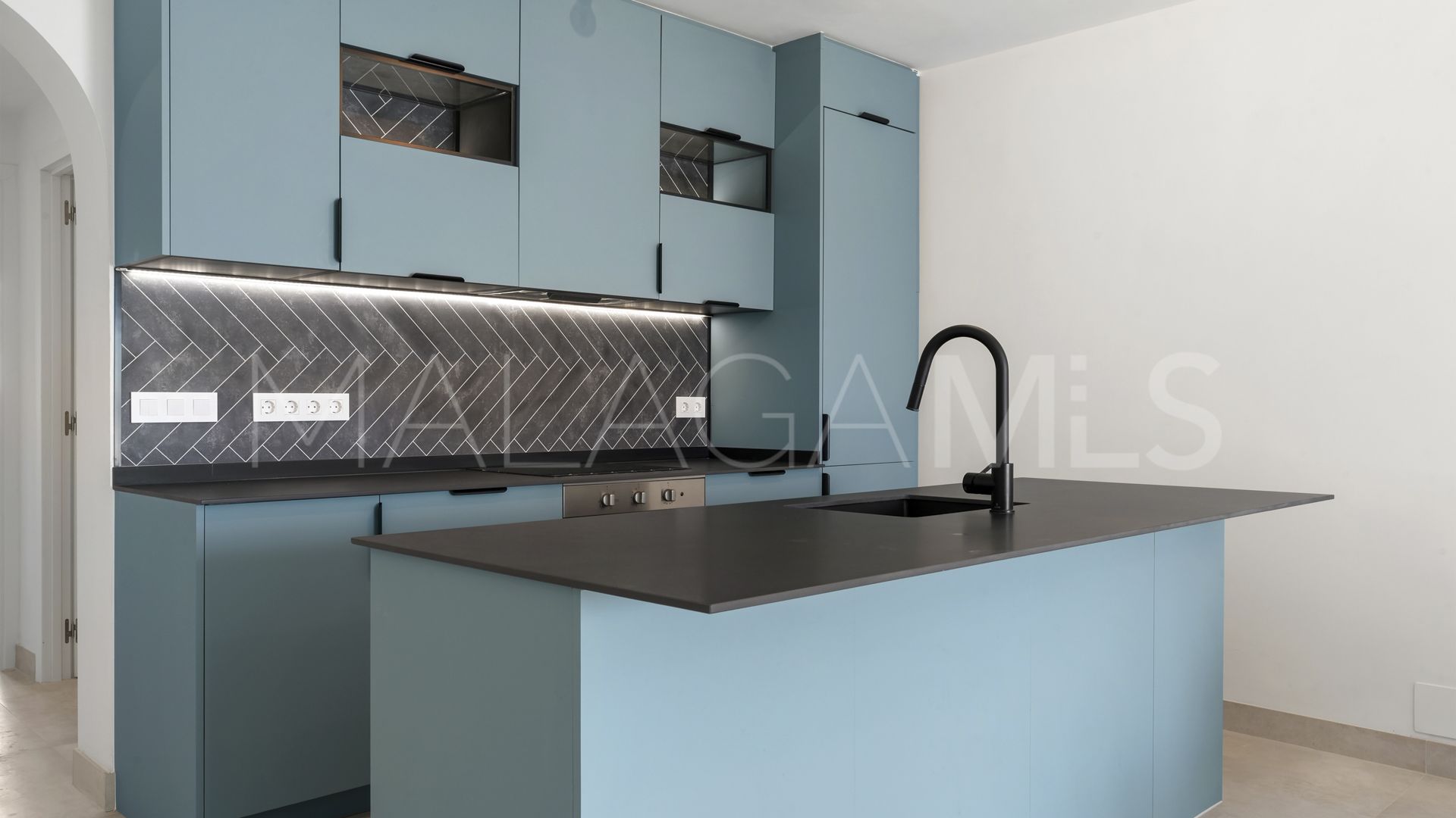 Malambo 3 bedrooms ground floor apartment for sale