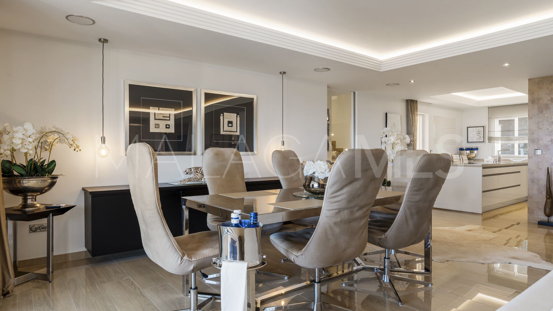 Buy penthouse in Los Almendros